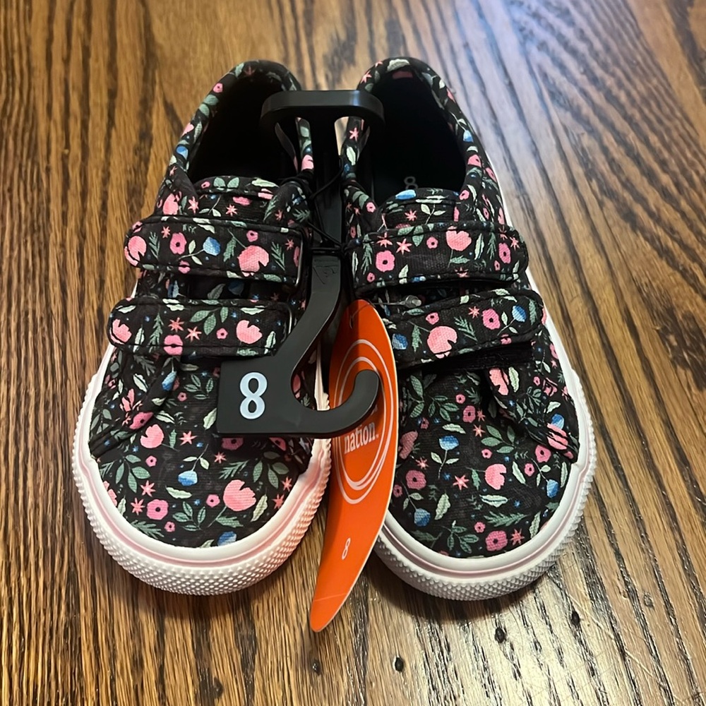 •NEW• Floral Toddler Sneakers - 8T